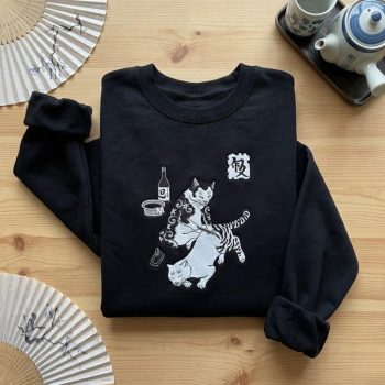 Japanese Samurai Cat Embroidered Sweatshirt, Ukiyoe Art Dark Aesthetic Neko Lover Gift