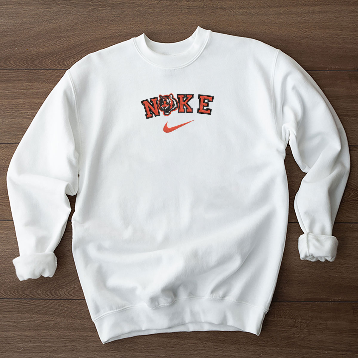 Nike-Cincinnati-Bengals-Logo-Embroidered-Sweatshirt-EBS2246-2