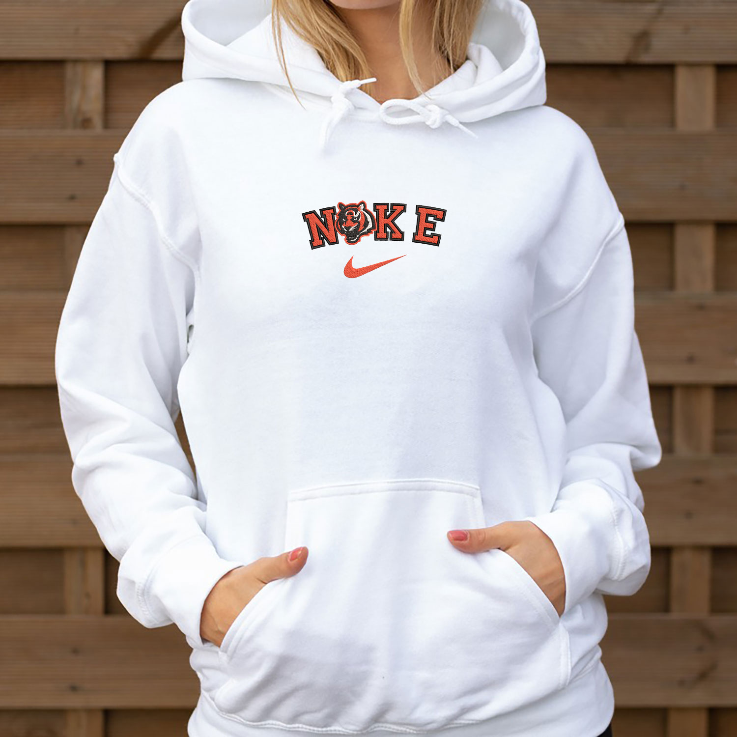 Nike-Cincinnati-Bengals-Logo-Embroidered-Unisex-Hoodie-EBH2246-3