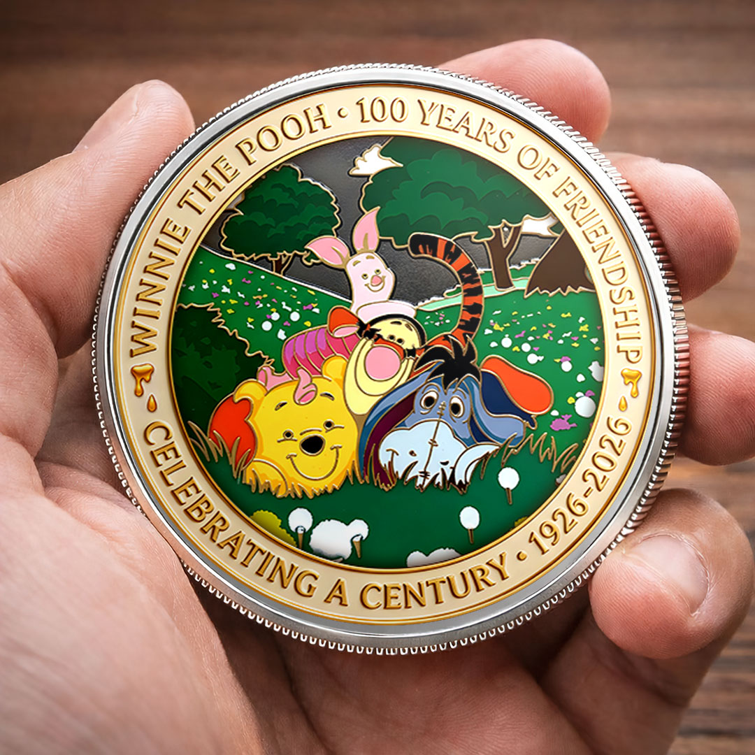 Winnie-the-Pooh-100th-Anniversary-Commemorative-Coin-CMM1057-2